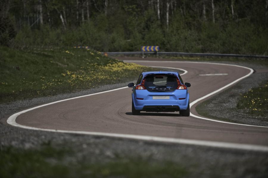  Volvo C30 Polestar Performance Concept 2010 года  (фото 39 из 45)